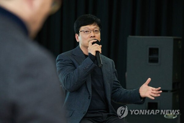 최태원 9,440억, 다음은 권혁빈... '8조 이혼소송' 9월 9일 선고 - 뉴스 썸네일 이미지